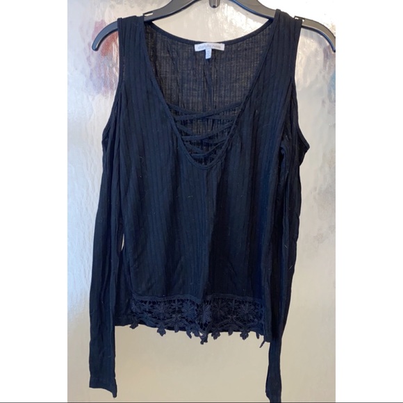 Lace up shirt - Picture 3 of 3